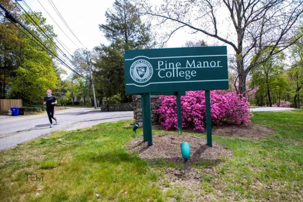 Pine Manor College