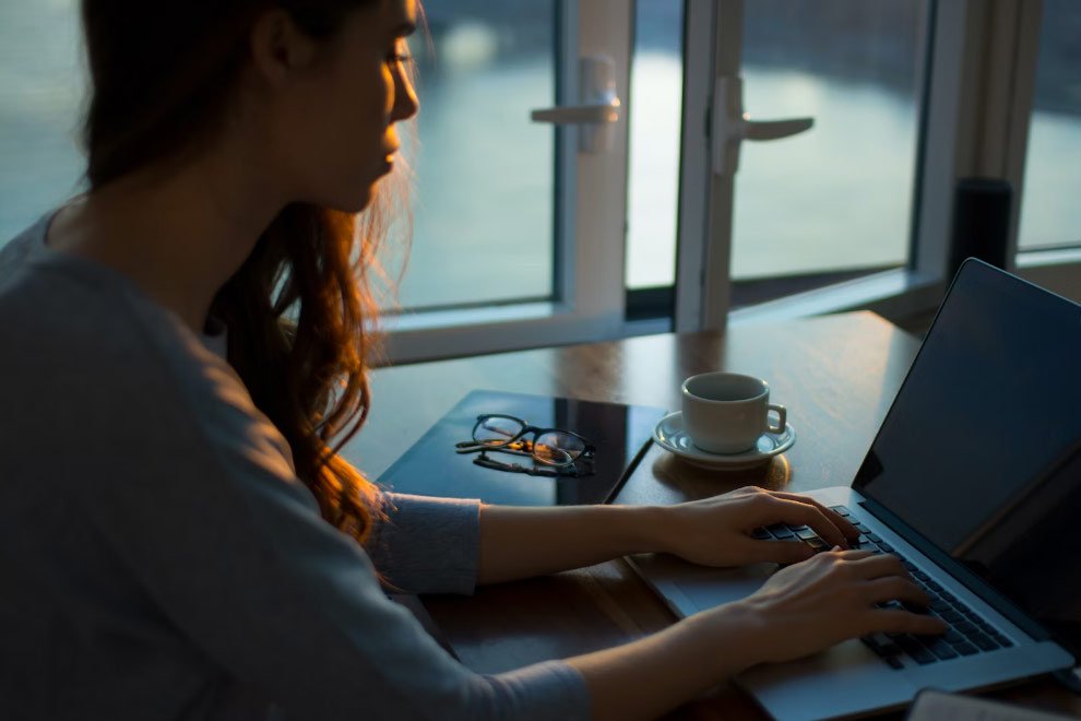 Laptops-and-Tablets